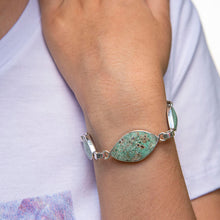 Cargar imagen en el visor de la galería, PULSERA REVERSIBLE DE PLATA CON LAPISLÁZULI Y CRISOPRASA