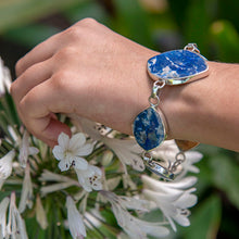 Cargar imagen en el visor de la galería, PULSERA REVERSIBLE DE PLATA LAPISLÁZULI Y ONIX