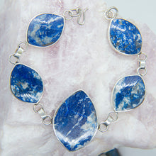 Cargar imagen en el visor de la galería, PULSERA REVERSIBLE DE PLATA LAPISLÁZULI Y ONIX