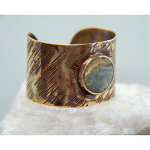 Cargar imagen en el visor de la galería, BRAZALETE DE BRONCE Y ÓPALO ANDINO