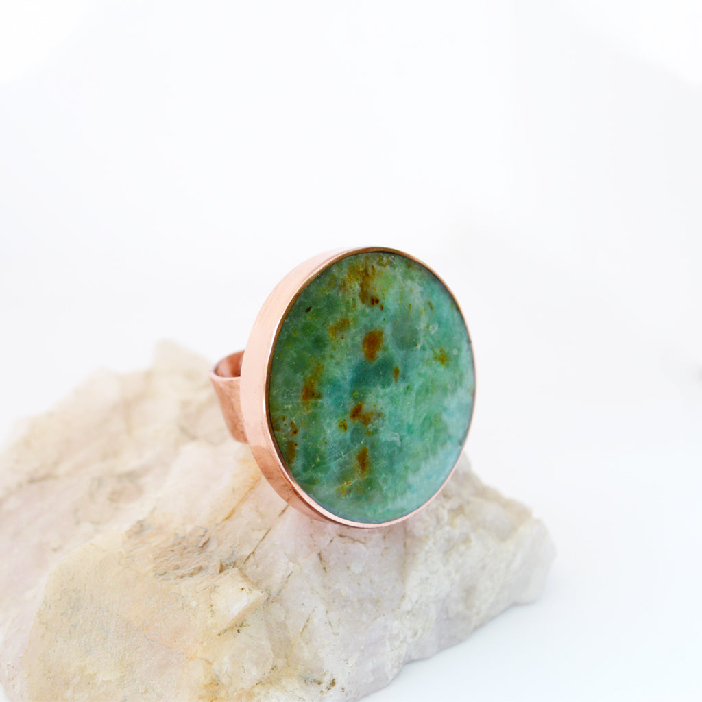 ANILLO DE COBRE Y CRISOPRASA
