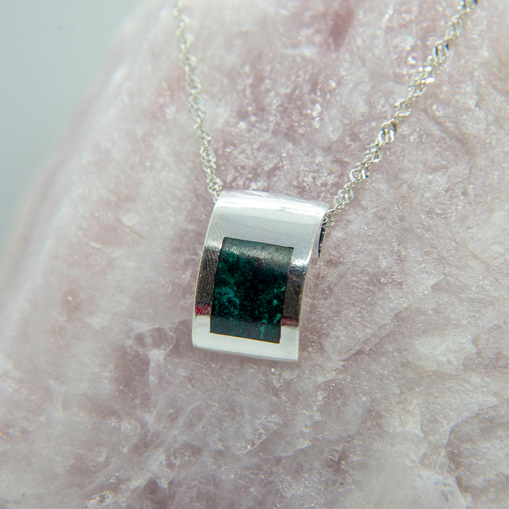 COLGANTE DE PLATA CON MALAQUITA