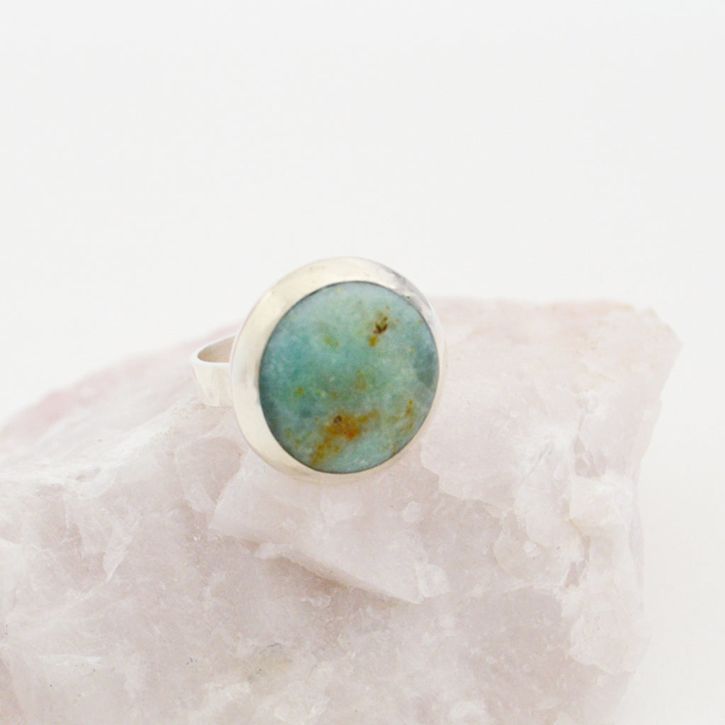 ANILLO DE PLATA Y CRISOPRASA